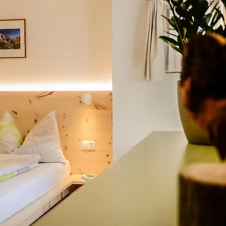 Chasa Curtins Apartmán *